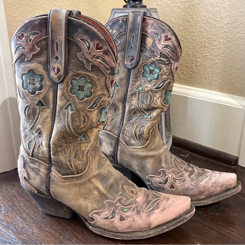 Dan Post Leather Arrows Floral Boots Vintage Distressed Cowgirl Western Snip 7.5